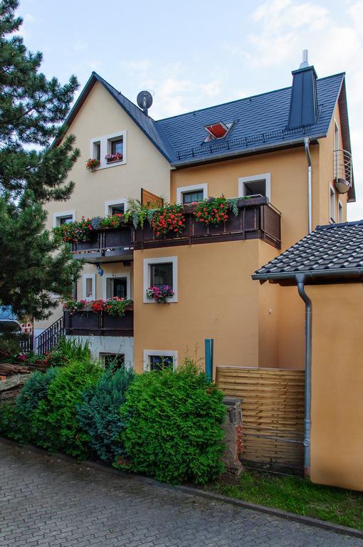 Romantik Landhaus Дрезден Екстериор снимка